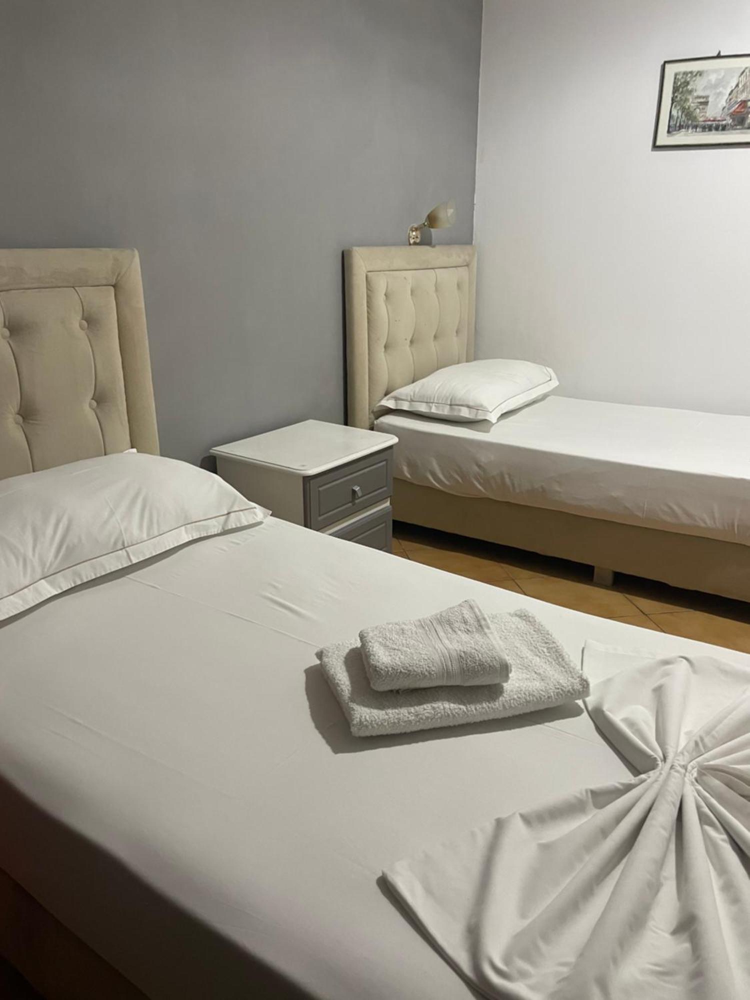 Hotel Kanina Sarande Exterior photo
